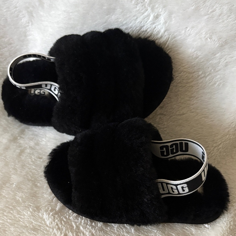 UGG Kids Black Furry Slide Sandals with Branded Heel Strap